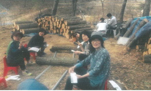표고버섯종균식재 체험.png